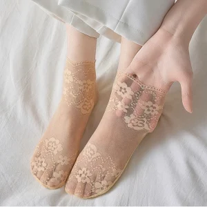Lace Blossom – Photo 1