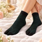 Queen Lace - Thumb Socks (Pack of 4)
